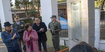 A principios de este año, la legislatura municipal había sancionado una ordenanza que contemplaba la erección de un monumento dedicado a la memoria de los gendarmes fallecidos en diciembre de 2015.