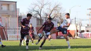 9 de Julio de Rafaela empató 0 a 0 con San Martín de Formosa