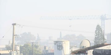 El humo por los incendios en el Delta del Paraná ya llegó a Santiago del Estero.