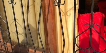 Eldorado: sustrajeron elementos de peluquería de una vivienda.