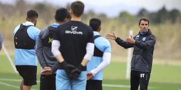 Para la visita de Belgrano a Atlanta el DT Guillermo Farré haría un solo cambio (Prensa Belgrano).