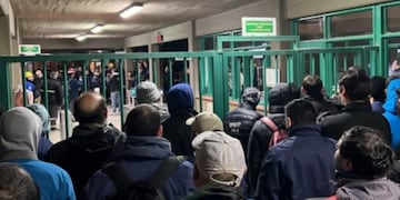 Continúa el conflicto en la Petroquímica Río Tercero.