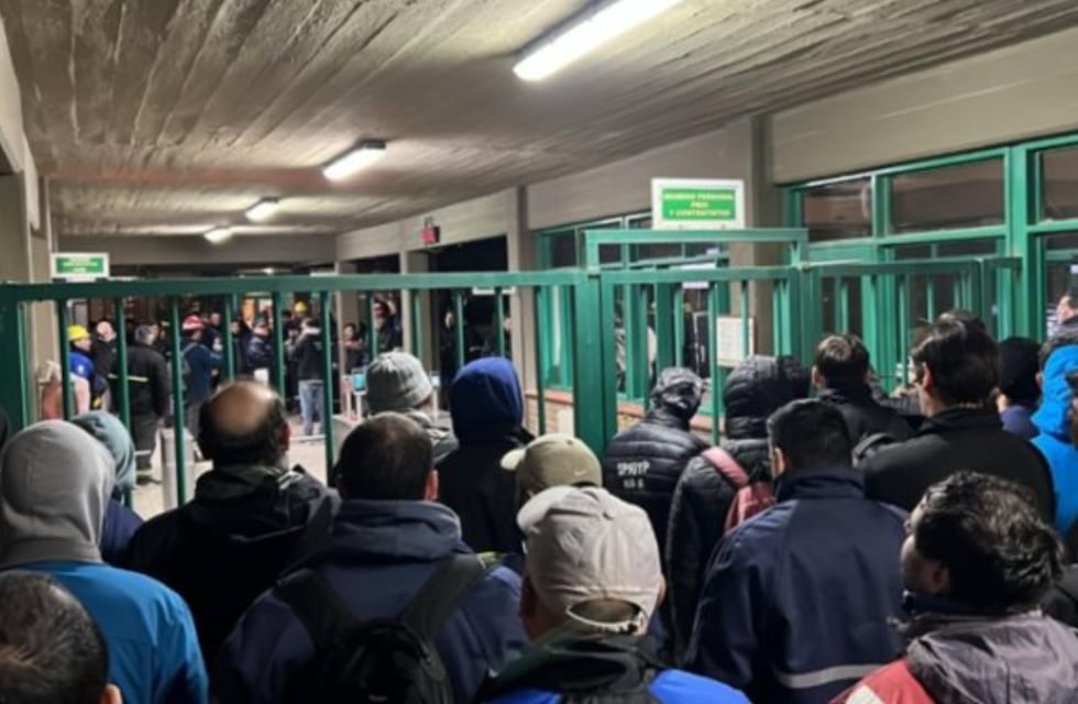 “Nos tiraron a la calle sin un mango”: sigue la tensión en una empresa de Córdoba