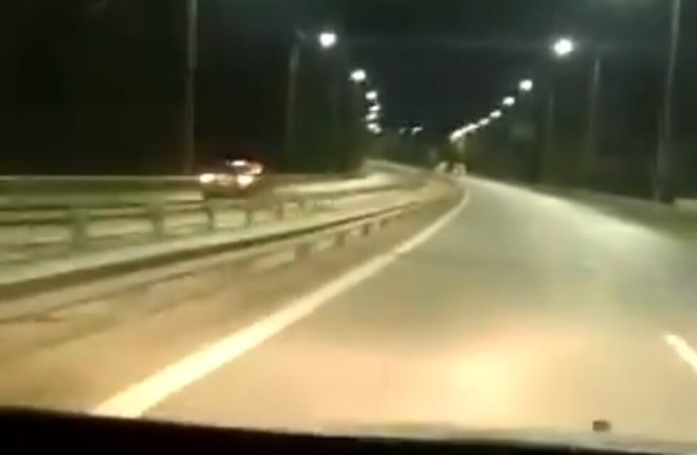 Video: un auto anduvo varios kilómetros en contramano por Avenida de Circunvalación