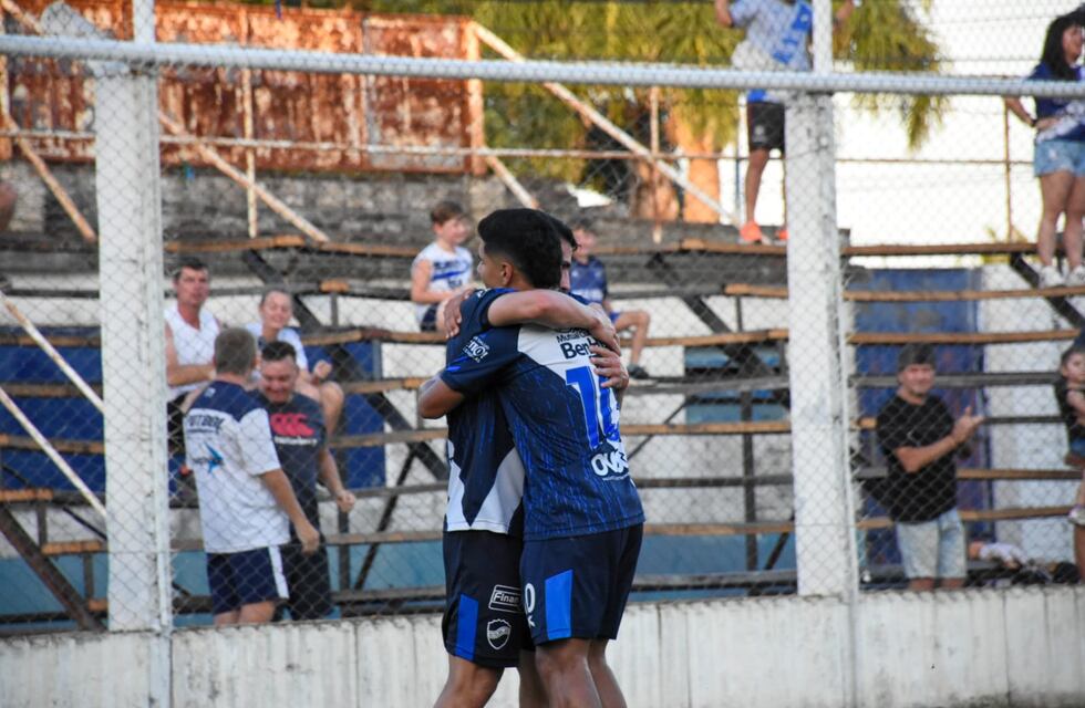 Ben Hur empató con Libertad y perdió Peñarol en casa