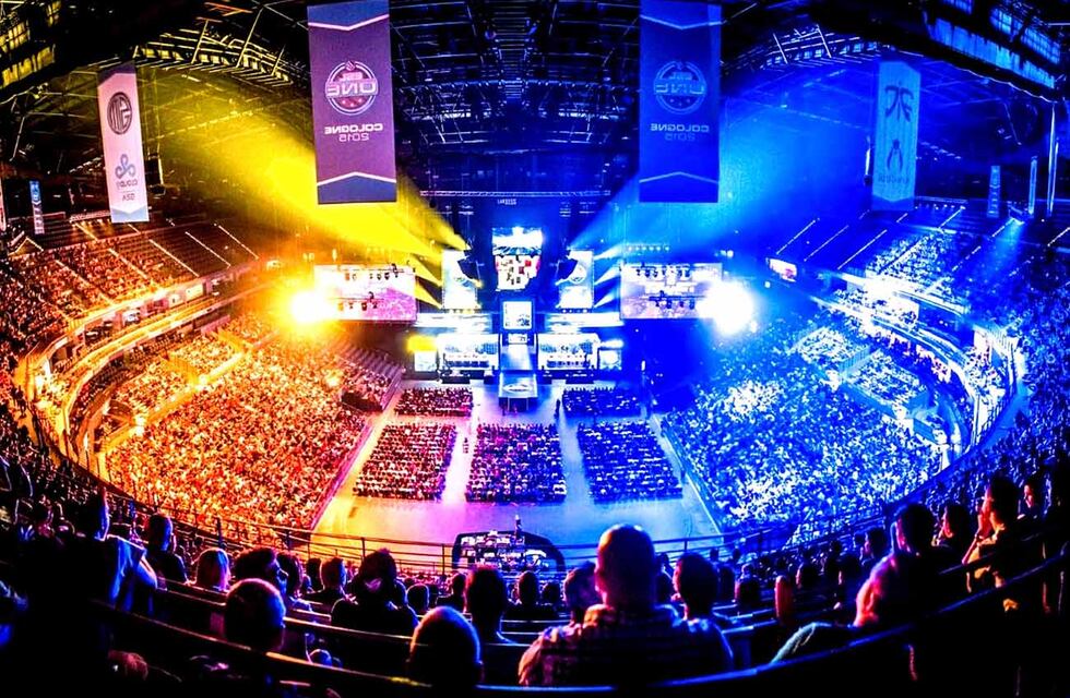 Torneo Internacional de eSports y “Supremacía MC” en la fiesta de la primavera en Carlos Paz