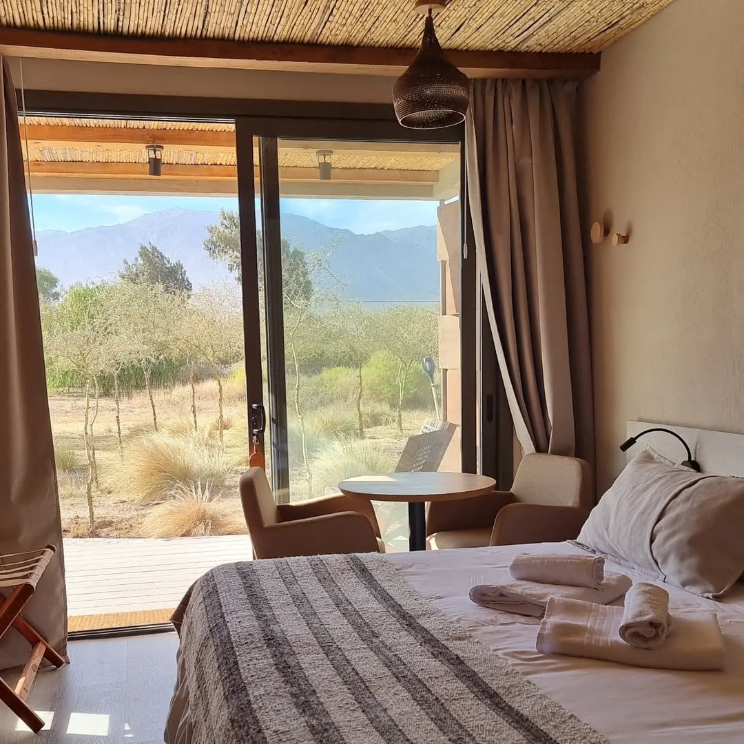 La posada tiene seis módulos con habitaciones y cabañas con capacidad para cuatro personas.