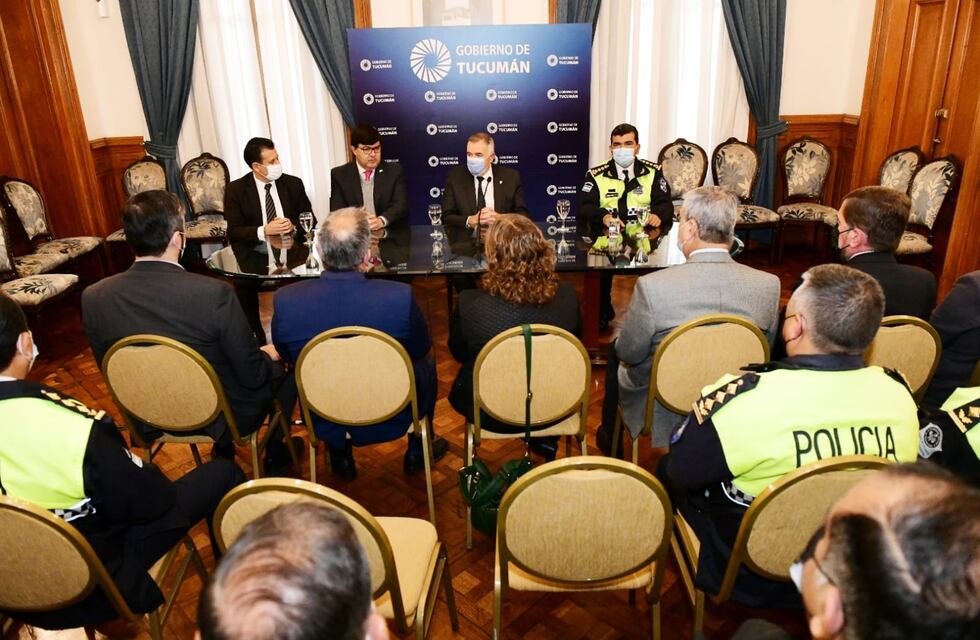 Osvaldo Jaldo: “Buscaremos a quien estuvo apoyando a este mal policía que deshonró a la institución y al uniforme”