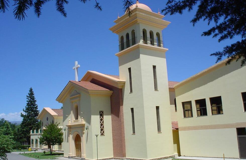 Allanaron el Seminario Franciscano de San Antonio de Arredondo por un caso de pornografía infantil