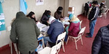 Siete de cada diez electores concurrieron a votar el domingo 27 de junio en Jujuy, a pesar de las bajísimas temperaturas y el estado de pandemia.