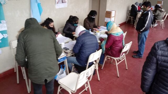 Siete de cada diez electores concurrieron a votar el domingo 27 de junio en Jujuy, a pesar de las bajísimas temperaturas y el estado de pandemia.