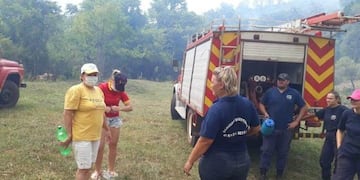 Continúa la asistencia sanitaria en zonas afectadas por incendios Alba Posse y 25 de Mayo
