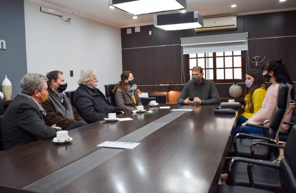 Darío Cocco recibió al Círculo de la Prensa y se reunió con ACDICAR