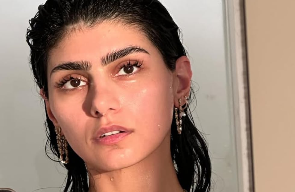 Mia Khalifa desafió todos los límites con un vestido cut out y casi muestra de más