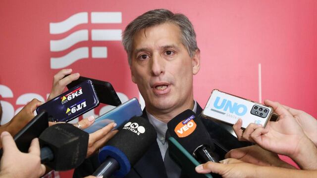 El ministro de Economía, Pablo Olivares, dijo que el Ejecutivo cumplirá con la paritaria 2023.