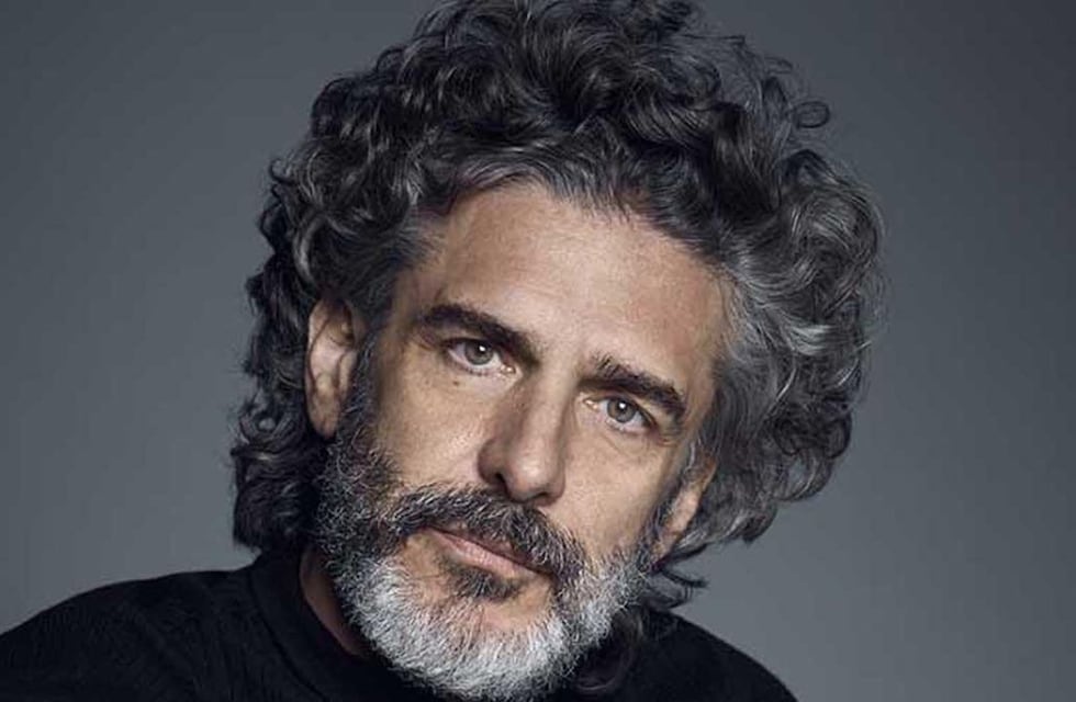 Este es el IMPACTANTE cambio de look de Leonardo Sbaraglia para interpretar a Carlos Menem