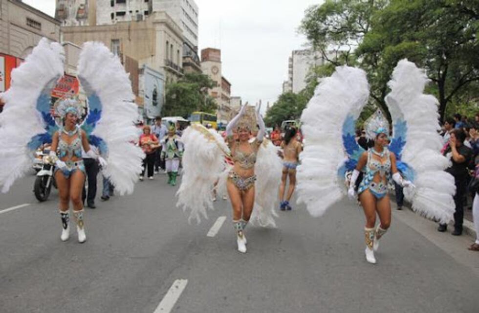 Carnaval: los festejos están autorizados en modo bar