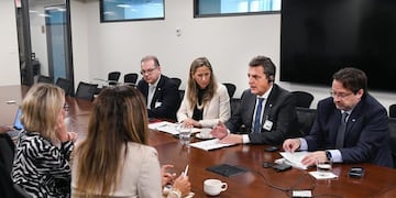 Washington DC.-
Reunión entre Sergio Massa y Anna Bjerde, Directora Gerente de Operaciones de Crédito del Banco Mundial. A continuación, reunión de trabajo en el BID