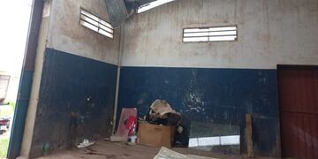 Grave accidente laboral en Posadas: un joven cayó desde el techo de un galpón.