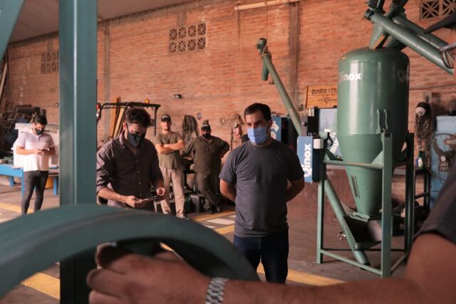 El ministro de Producción de la provincia recorrió la planta ubicada en Sáenz Peña,