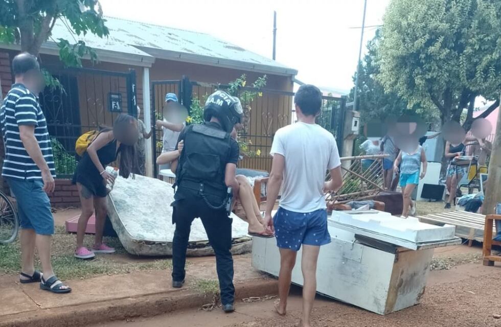 Tres casas incendiadas por la quema de pastizales en el fondo de un domicilio en Posadas