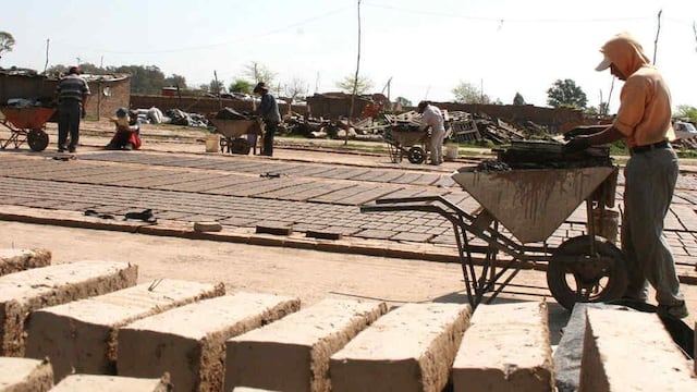 Productores sanjuaninos deberían vender el ladrillo a 23 pesos para sacar ganancias pero lo venden más bajo ante la competencia de Mendoza. Imagen de archivo.