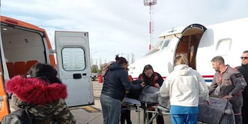 La paciente presentaba un tumor hepático severo. El operativo fue llevado adelante por un equipo médico y tripulación especializada.