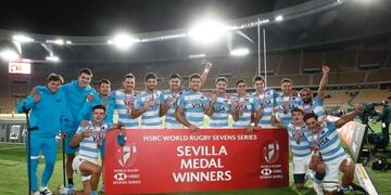 Los Pumas Seven vencieron a Irlanda en Sevilla.