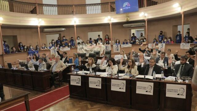 El Salón de Diputados estuvo repleto de enfermeros.