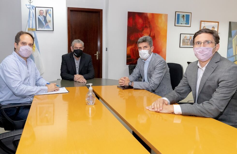 Ulpiano Suarez se reunió con los ministros de Desarrollo Territorial y de Obras Públicas de la Nación