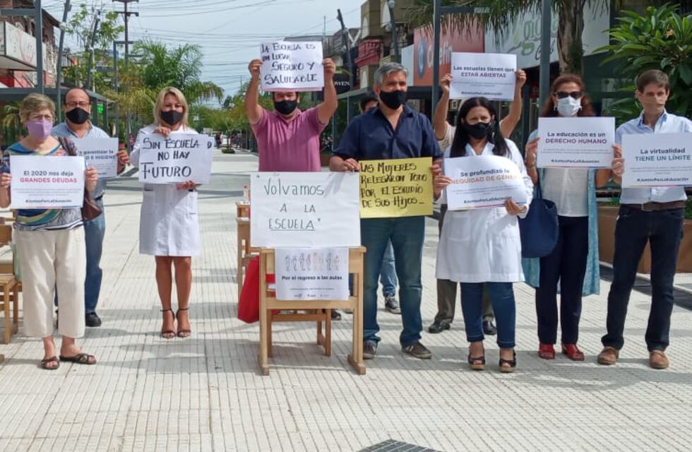 Clase abierta en la peatonal San Martín: piden la vuelta a de manera presencial