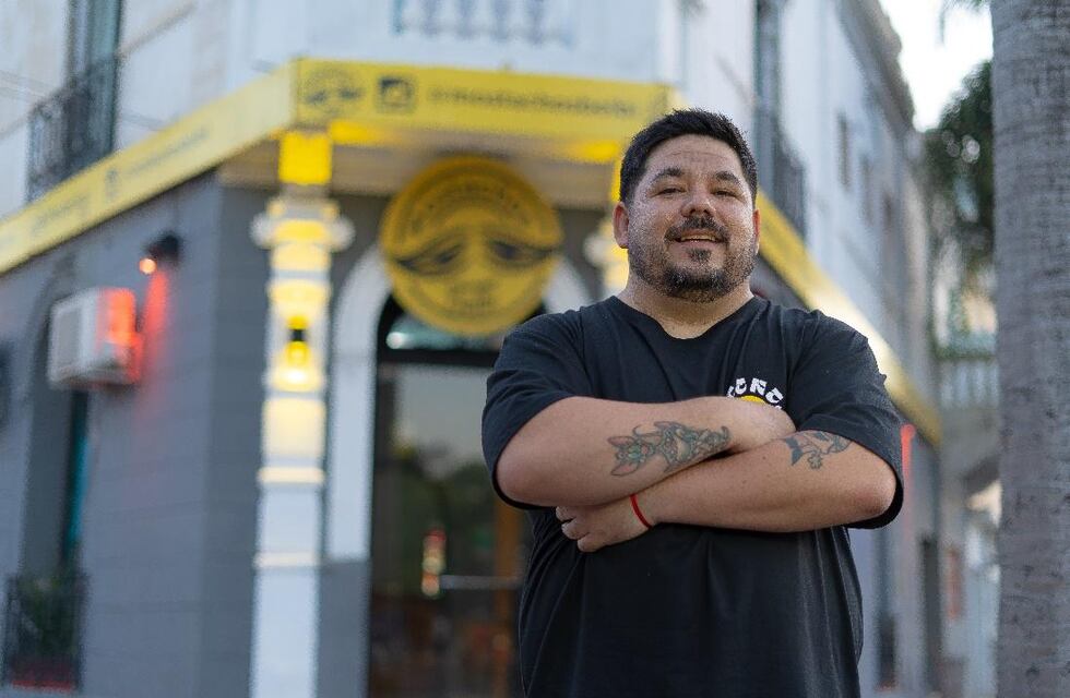 Mostachos Beibi, la reconocida hamburguesería correntina, fue elegida por McCain para asistir al festival anual de hamburguesas del país