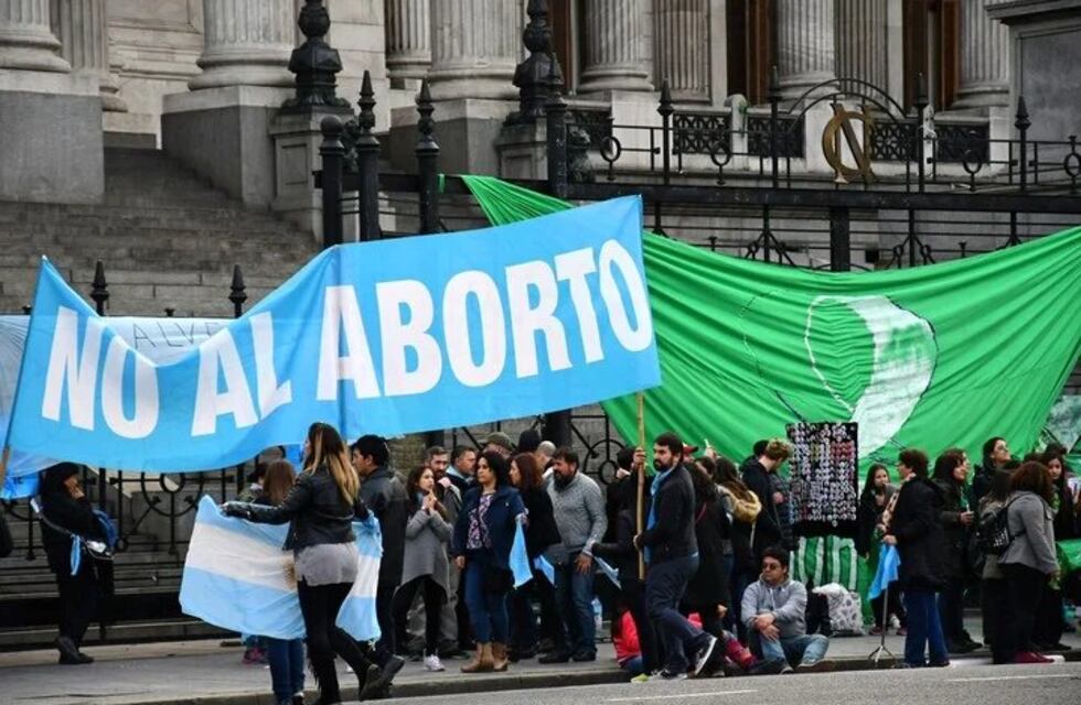 Aborto: la Ciudad analiza reforzar la seguridad en el Congreso por un “clima enrarecido”