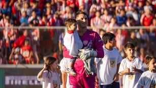 Thiago Cardozo, arquero de Unión de Santa Fe, cerca de Belgrano (Instagram Thiago Cardozo).