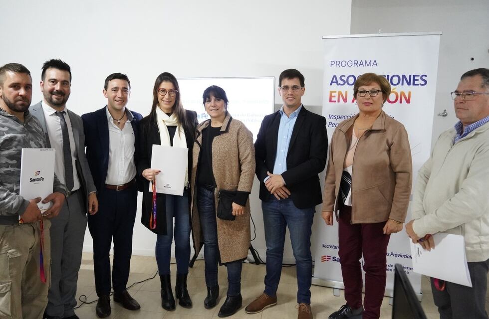 El intendente Leonardo Viotti entregó escrituras en el marco de “Protege tu casa”