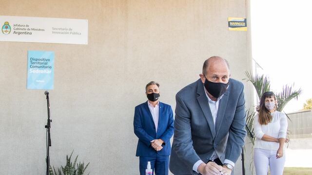 Santiago Cafiero junto con el gobernador Perotti inauguraron el DIAT en Rafaela