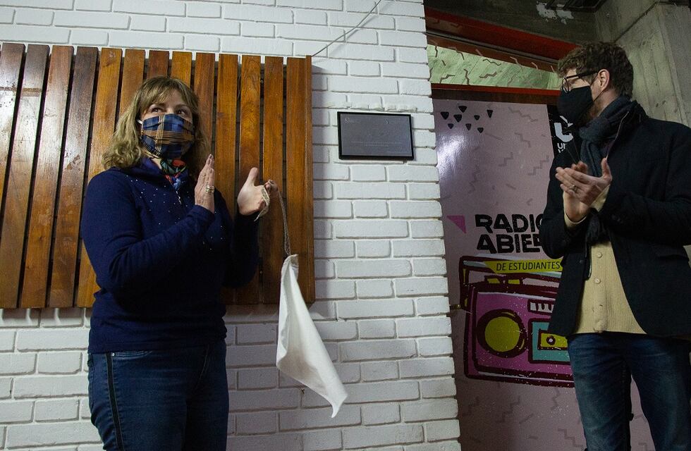 Jorge Sosa se llama el estudio de Radio Abierta de la UNCuyo