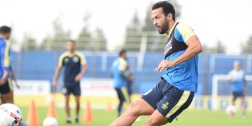 El mendocino se perfila para reaparecer entre los titulares después de haber ido al banco con Estudiantes de La Plata.