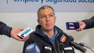 El ministro de Trabajo, Juan Manuel Pusineri, quiere aplicar un aumento superior a la inflación.