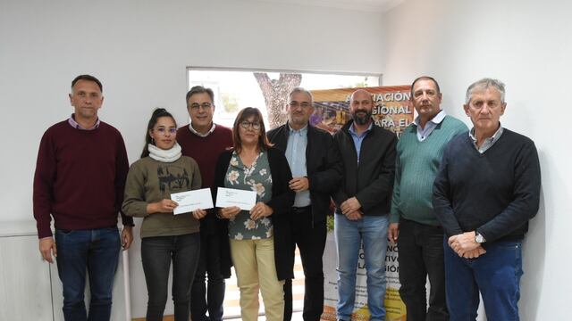 Entregaron créditos a emprendedores