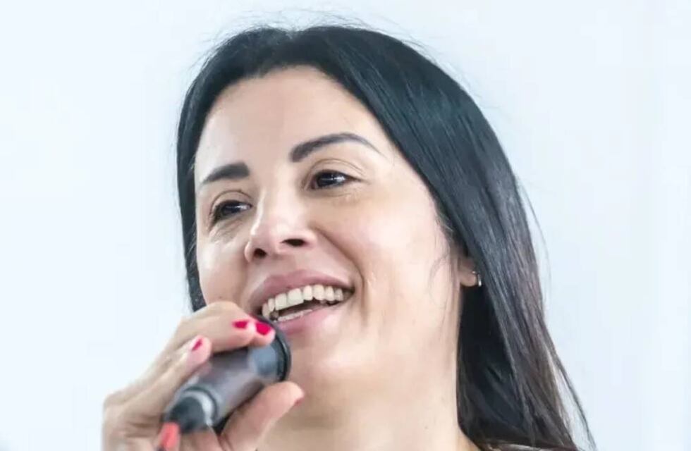 Finalmente, Leda Bergonzi no cantará en Rafaela
