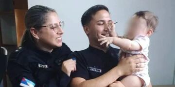 Puerto Iguazú: policías salvaron la vida de una bebé de 8 meses.