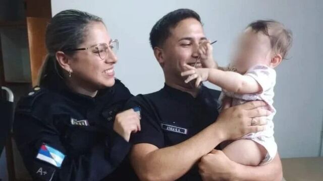 Puerto Iguazú: policías salvaron la vida de una bebé de 8 meses.