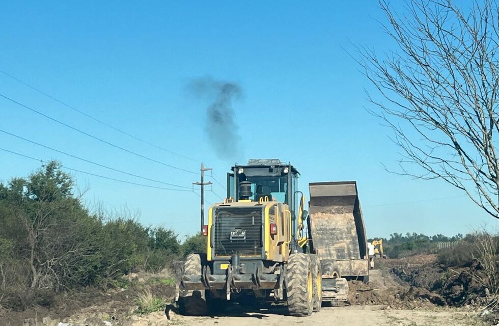 Programa de Reconstrucción Vial +CAMINOS: continúan los trabajos de mantenimiento en diversos accesos de la ciudad