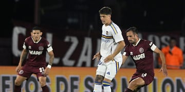El Xeneize y el Granate protagonizan el último duelo del domingo. /Foto: Lanús