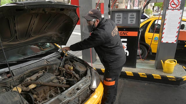 Corte total en la venta de GNC en San Rafael hasta nuevo aviso. Foto: Orlando Pelichotti / Los Andes.