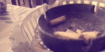 Les robaron hasta los cigarrillos.