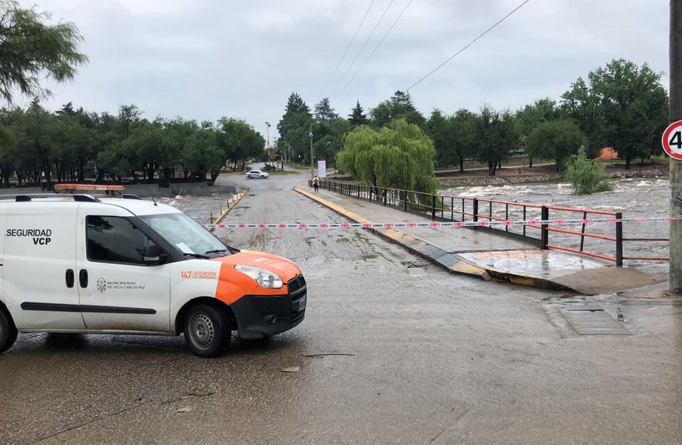 Carlos Paz: Ingresó una creciente de dos metros al río San Antonio