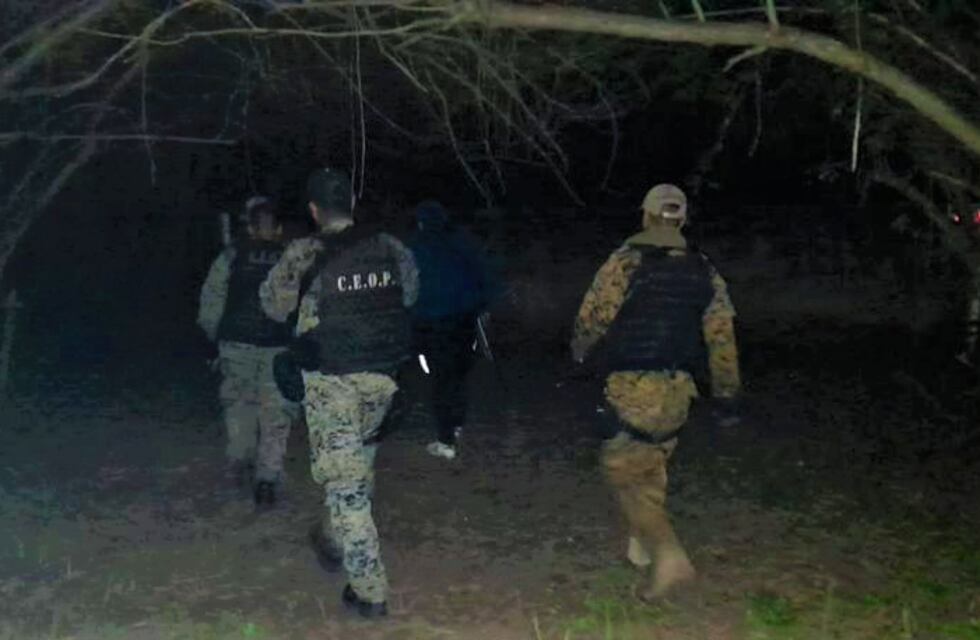 Conmoción por el hallazgo de un cadáver en un barranco inaccesible, en Jujuy