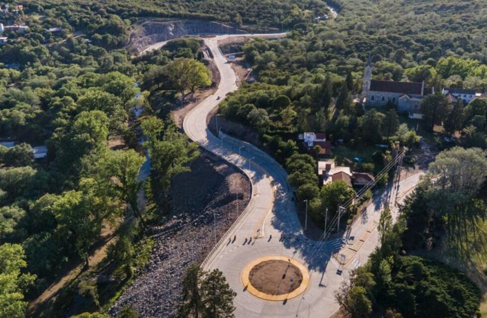 Inauguraron un nuevo puente sobre el río Ascochinga